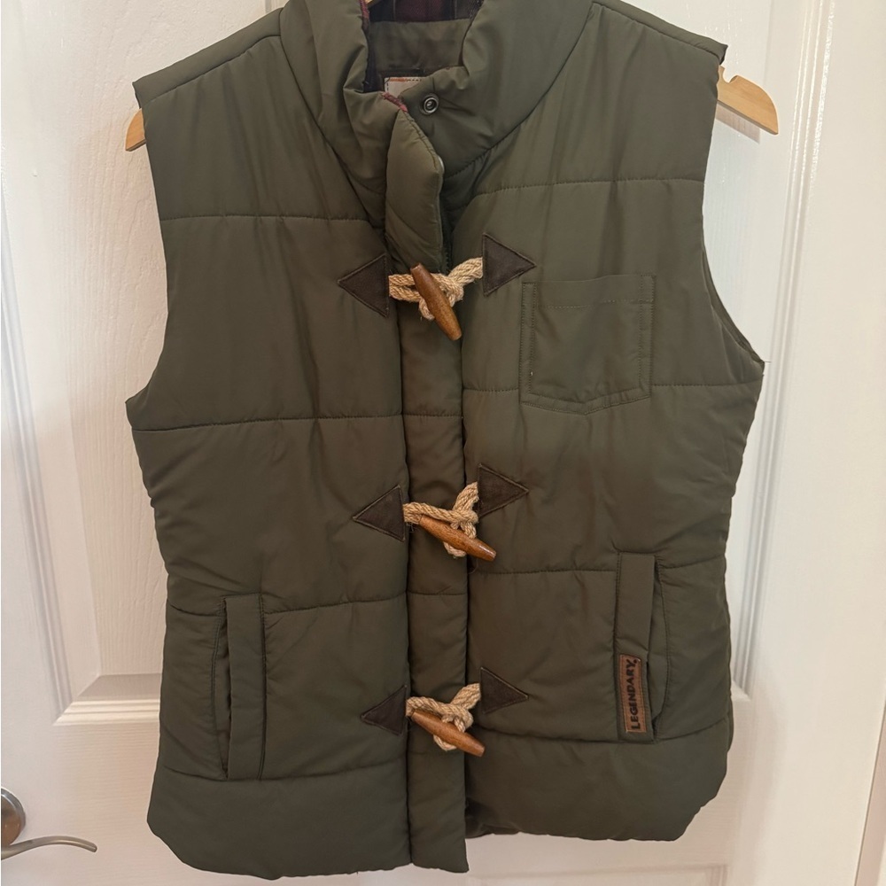 Olive Legendary Whitetails Women's Quilted Toggle Puffer Vest
